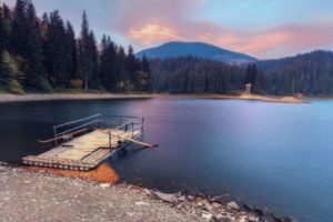 Унікальні озера України, які варто побачити на власні очі