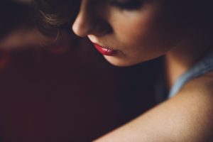 Влучні вислови і цитати про жінок українською