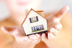 Про щастя в домі, або чому облаштовувати оселю повинна жінка