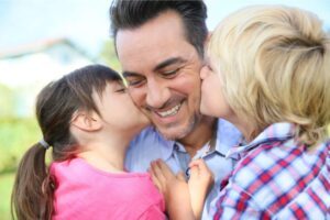 Роль батька у вихованні дитини: що люблячий тато повинен дати синові та доньці