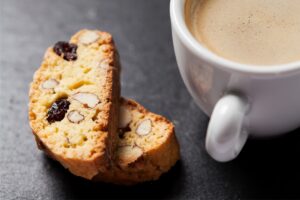 Шукаєте рецепт печива біскотті? Обирайте з цих трьох!