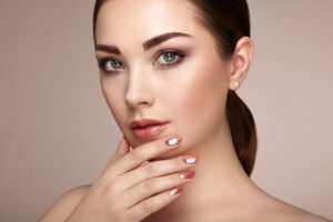 Для чого потрібен перманентний макіяж, і чи варто на нього погоджуватися