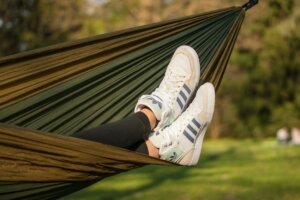 Жіноче взуття: що зараз носять та рекомендації по вибору