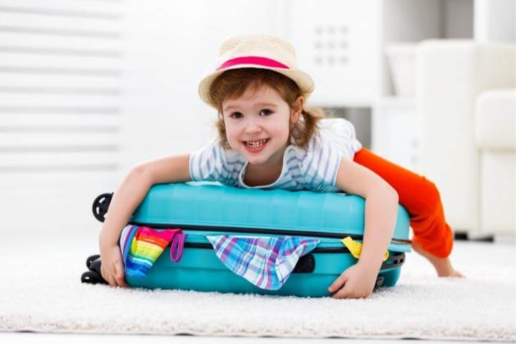 як вибрати валізу для подорожей