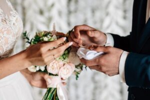 Як вибрати обручку правильно: 3 поради для молодят