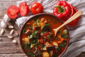 Класичний угорський бограч: рецепт приготування і корисні поради