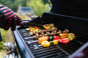 Як купити газовий гриль дешево: поради і рекомендації