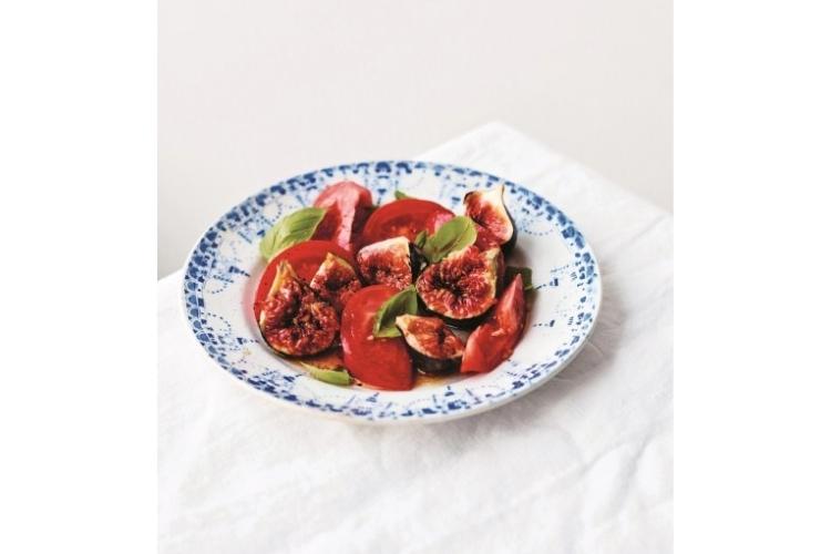 Рецепти з базиліком, салат з інжиру