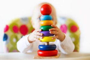 Як підбирати іграшки за віком: що найкраще підійде дитині