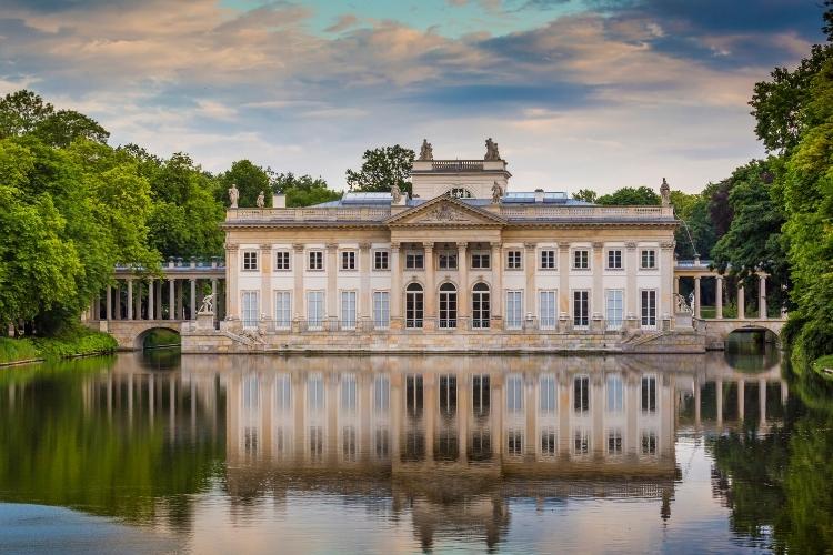 Королівські лазєнки