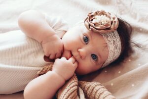 Як стильно й практично одягнути новонародженого малюка