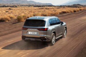 Новий Lexus LX 500d: потужний та елегантний позашляховик із вражаючими можливостями