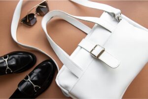 Як носити лофери в 2023 році, щоб виглядати стильно: 6 порад