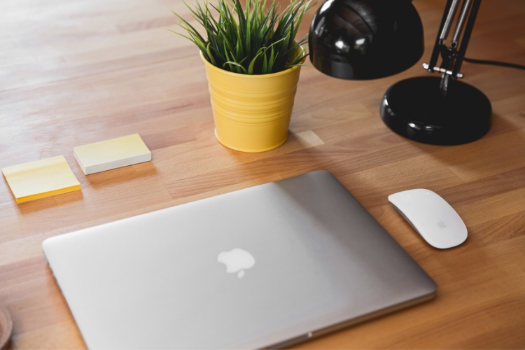 MacBook