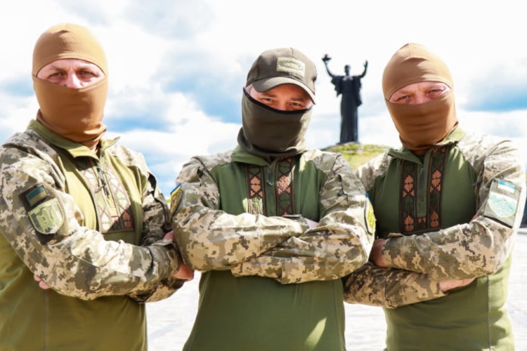 День вишиванки в Україні