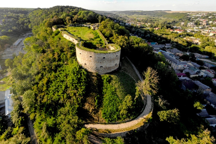 Замки Тернопільщини, Теребовлянський замок