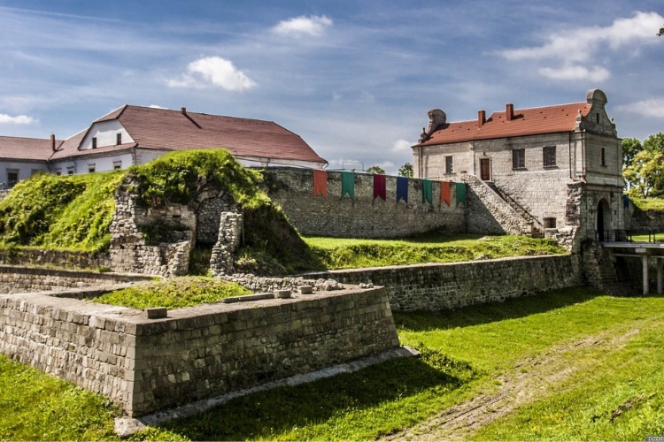 Замки Тернопільщини, Збаразький замок