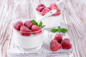 Як заморозити полуницю правильно і де її можна використати