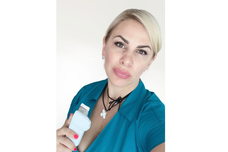 Каріне Власюк