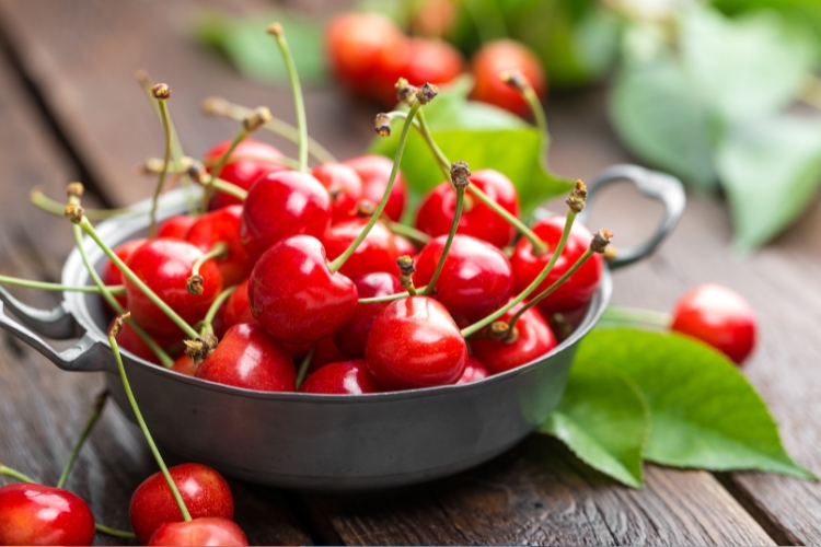 користь черешні
