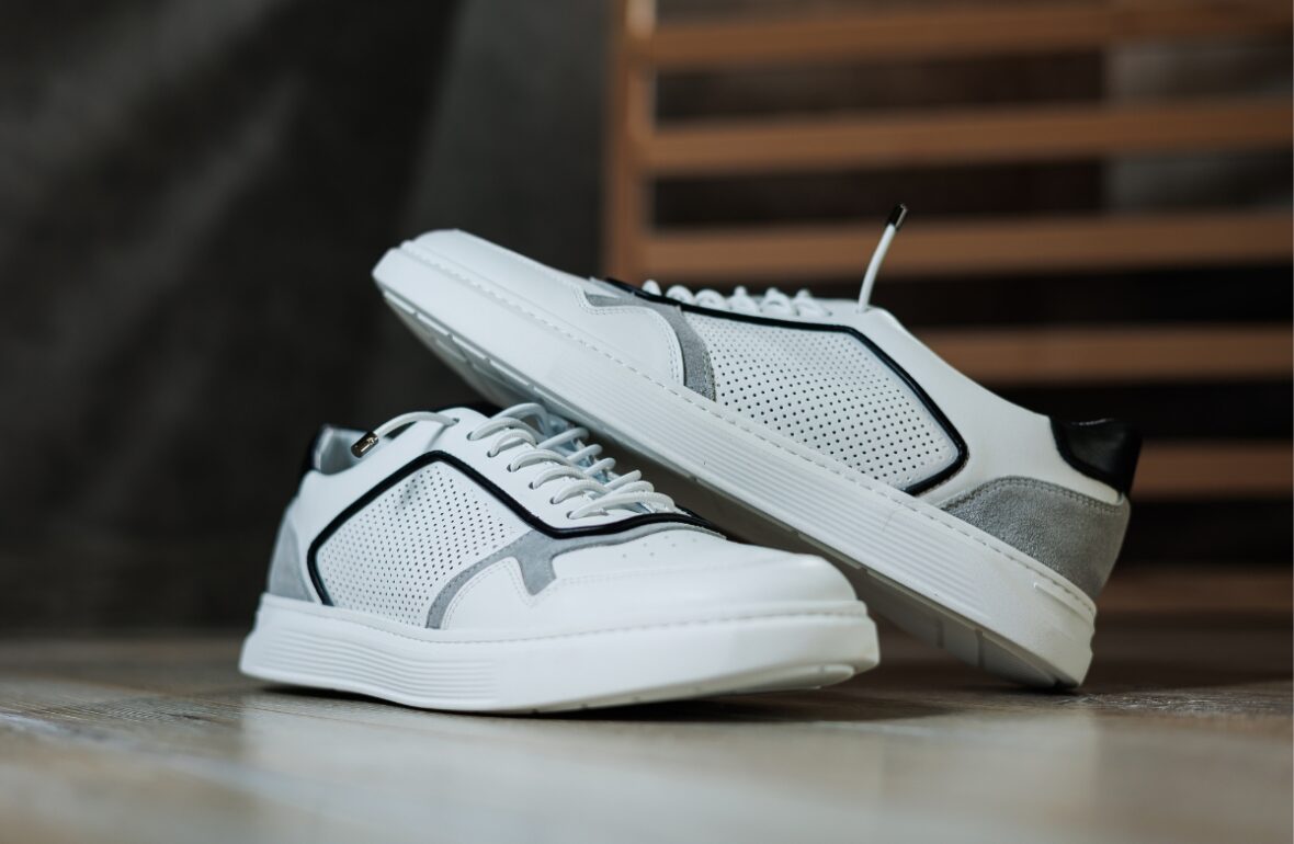 чоловічі кросівки