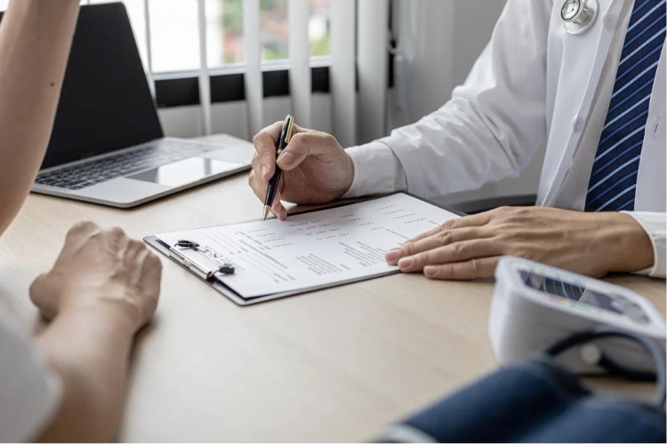 прийом лікаря