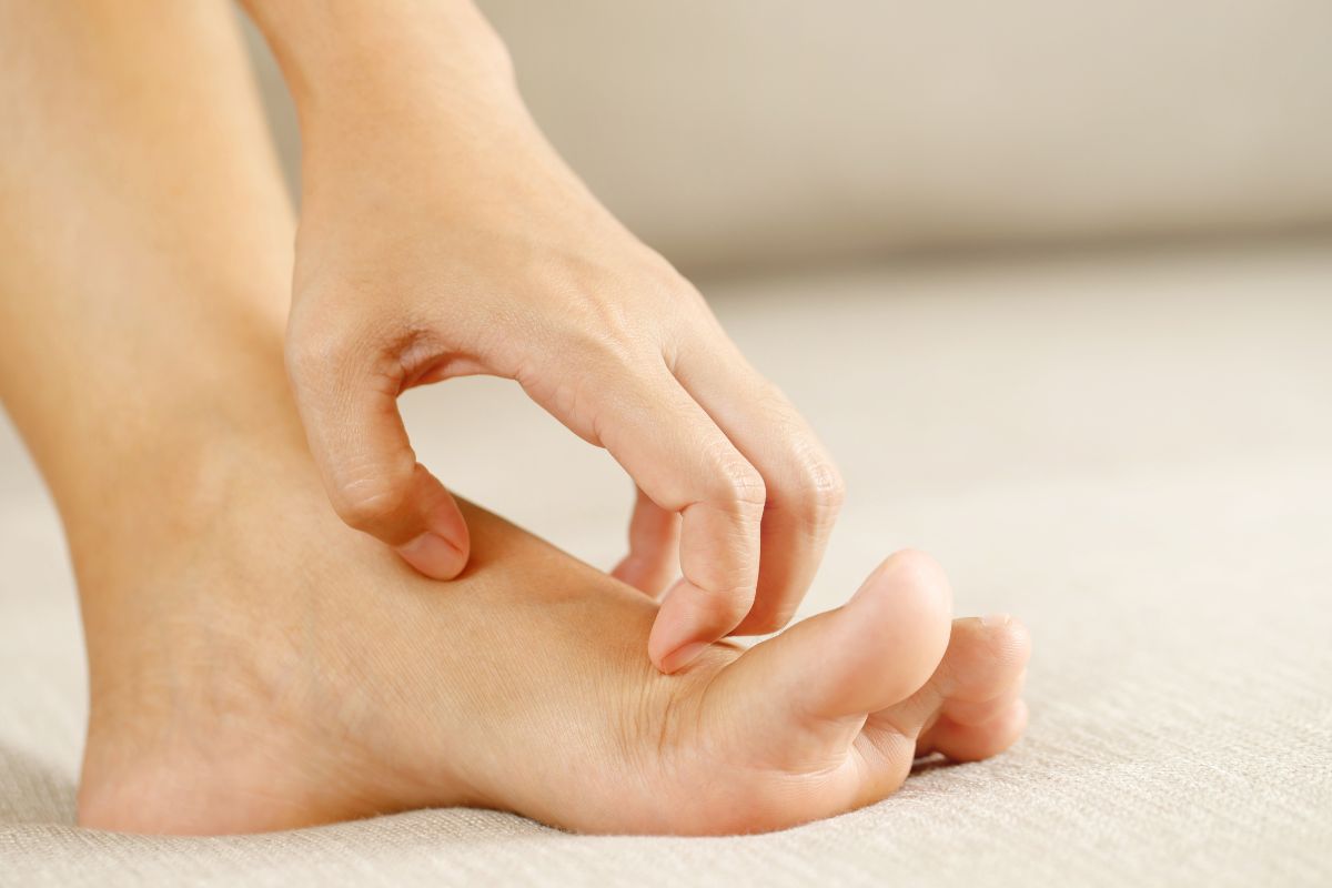 Грибкові інфекції шкіри: як уникнути зараження