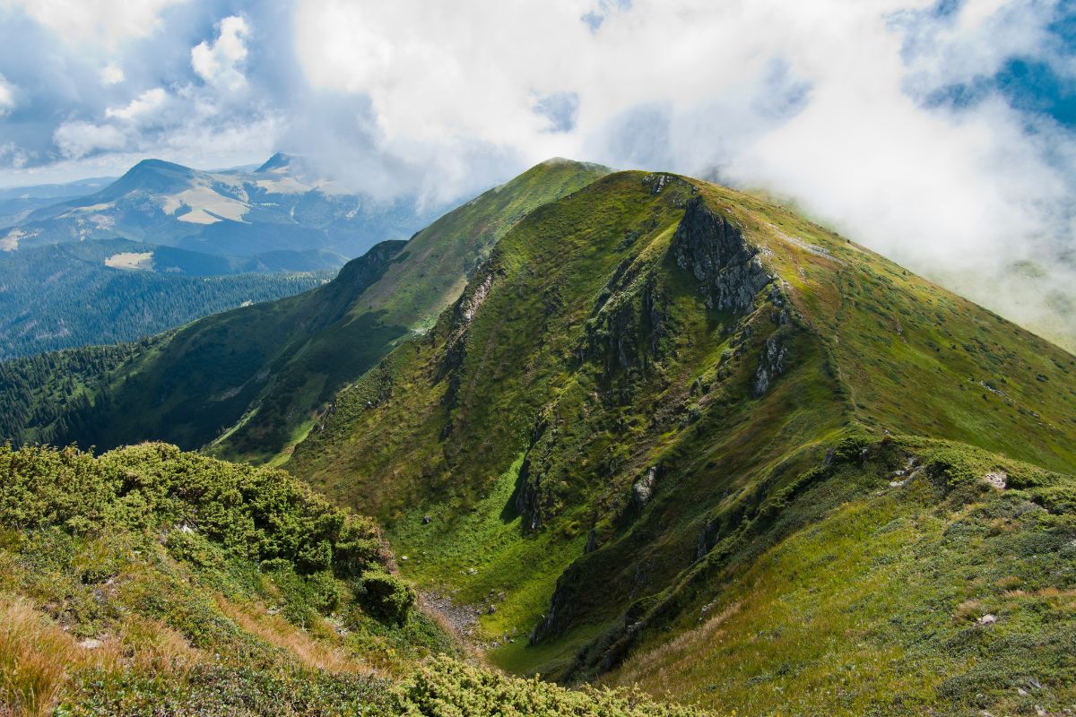 Котеджі в горах для відпочинку