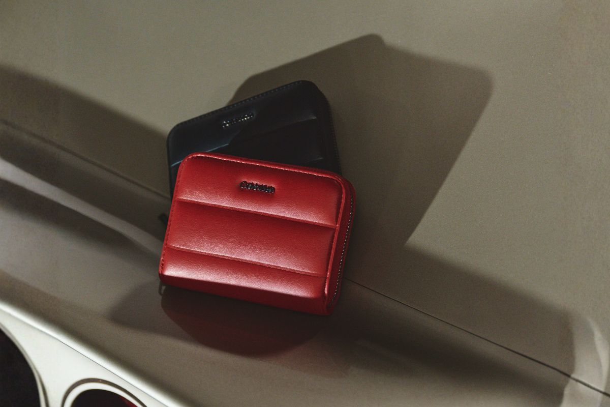 Колір як маркер стилю: підбираємо аксесуари до чоловічого образу casual