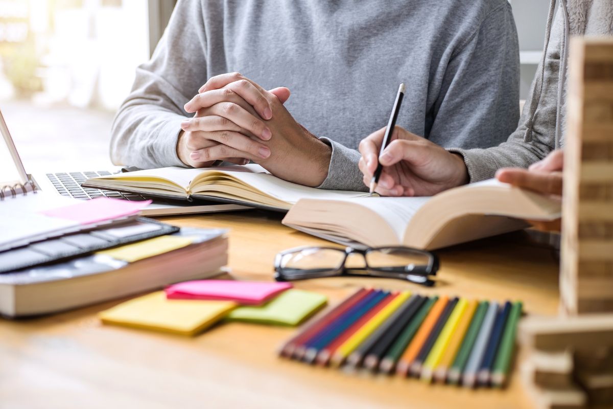 Екстернат для прискорення кар’єри: як отримати атестат раніше