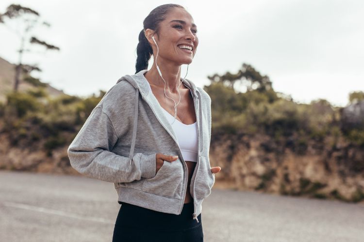 жінка на пробіжці