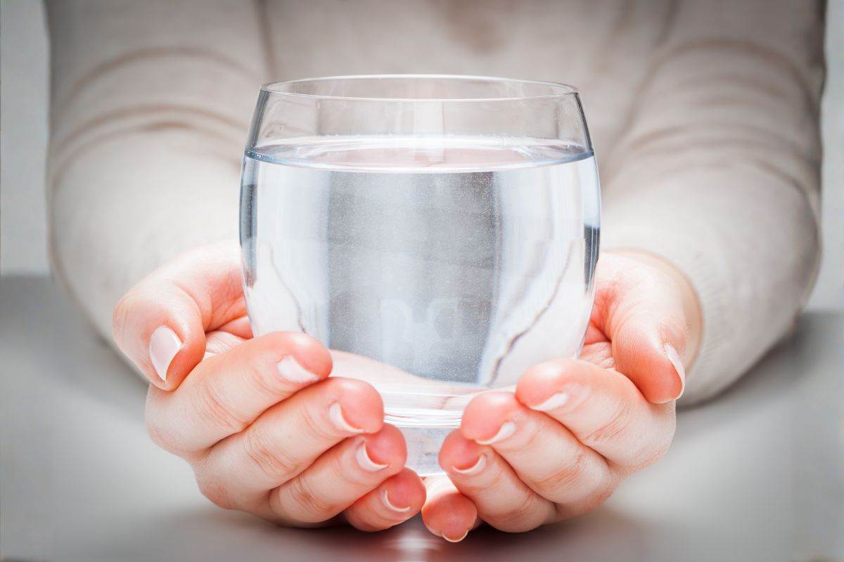 Чиста вода взимку 2025: фільтри та системи знезалізнення для вашого дому