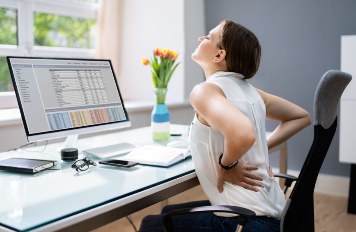 біль в спині