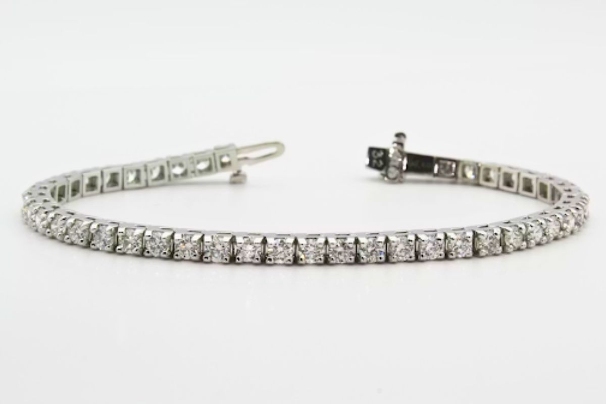 Види плетіння срібних браслетів: від класики до сучасних технік