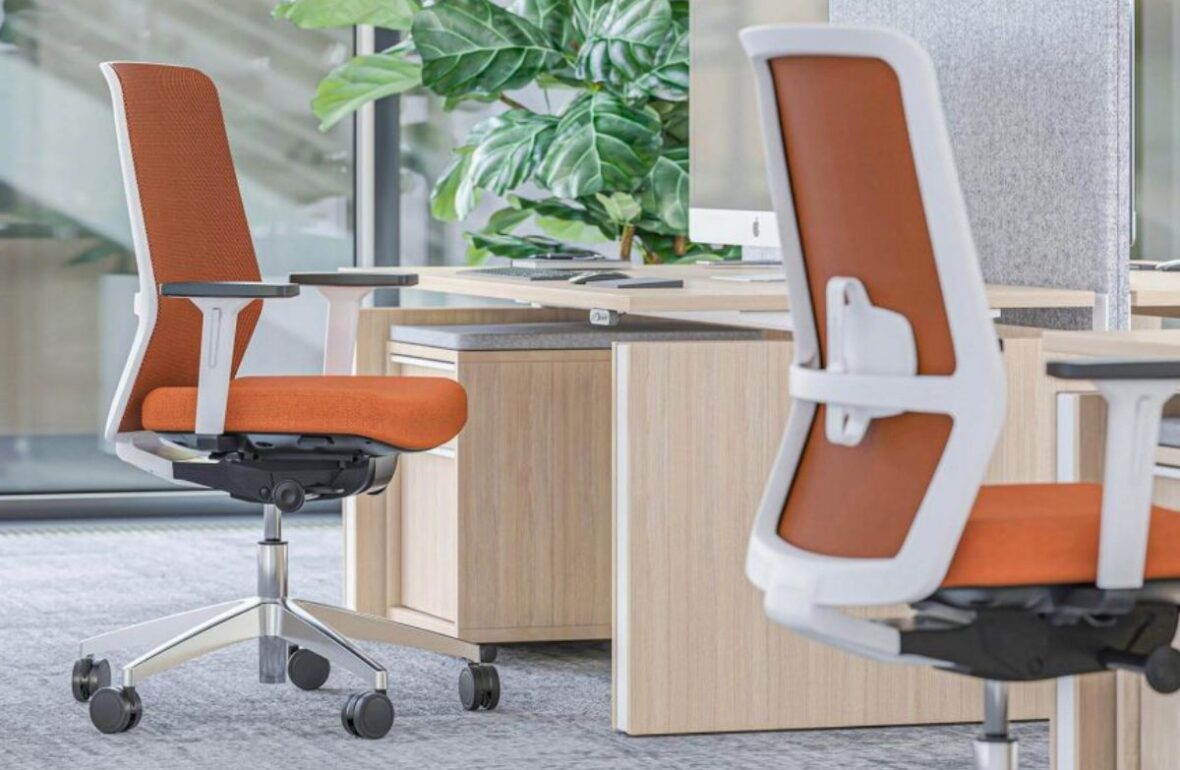 комп'ютерне крісло